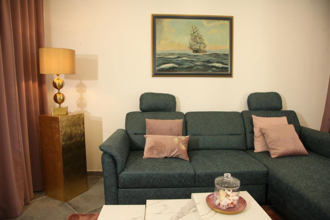 Luxurious Seaview Apartment Šibenik Buitenkant foto