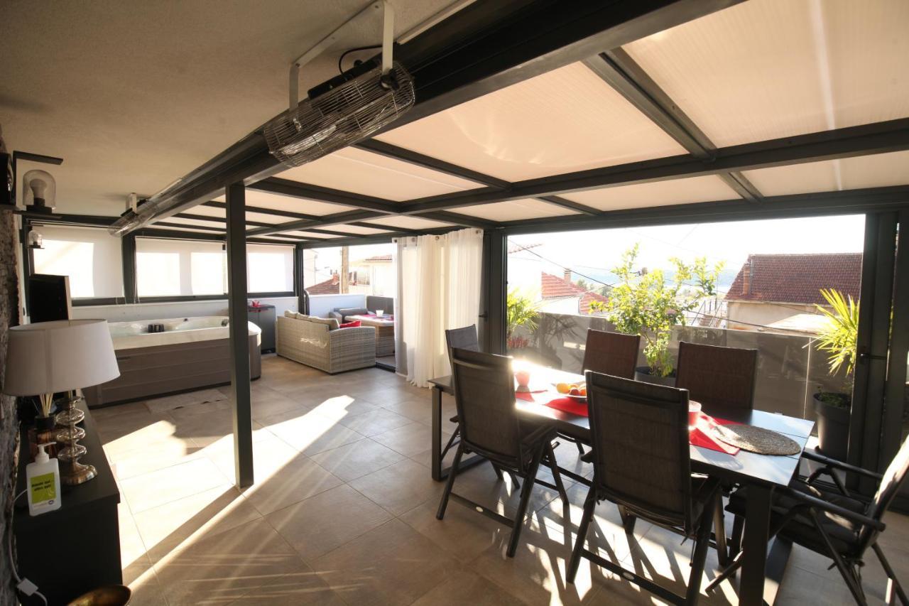 Luxurious Seaview Apartment Šibenik Buitenkant foto