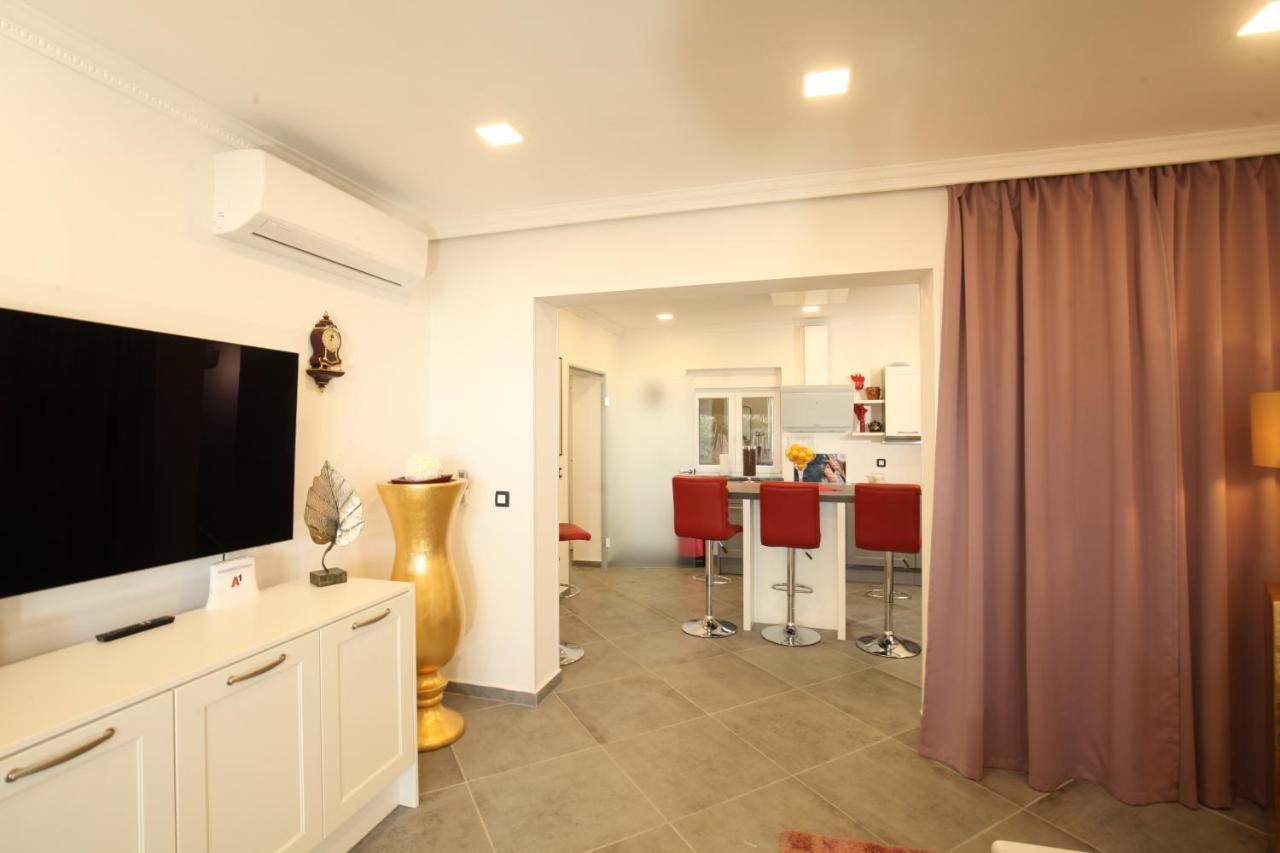 Luxurious Seaview Apartment Šibenik Buitenkant foto